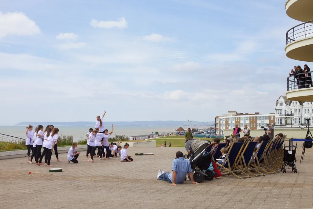 Student performance outside the De La Warr