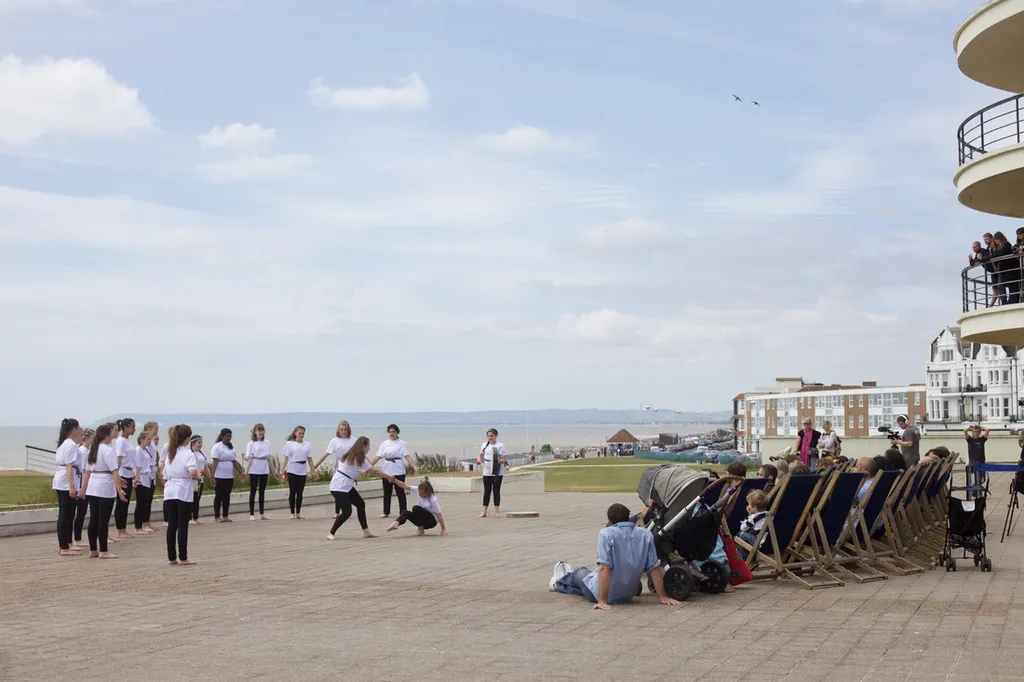 Student performance outside the De La Warr